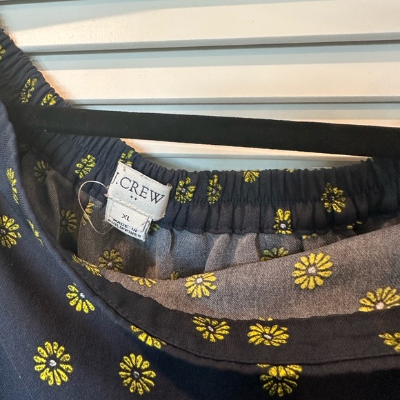 J crew Aline skirt. navy with yellow and while flowersa - Picture 3 of 3